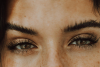 How to Grow Thicker Lashes & Fuller Brows Naturally (Backed by Science)